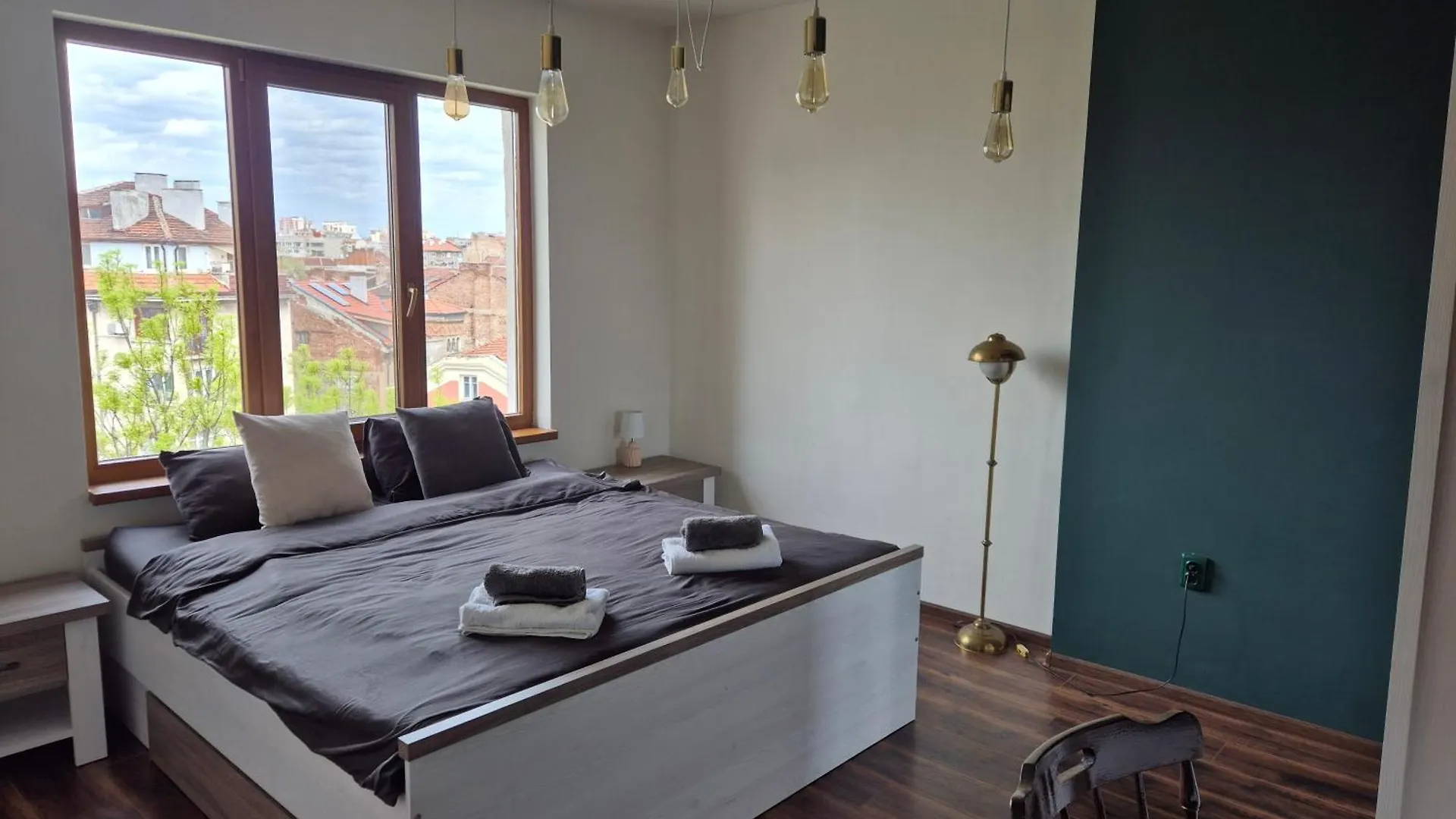 Wonderland Rooms For Rent Sofia 0*,